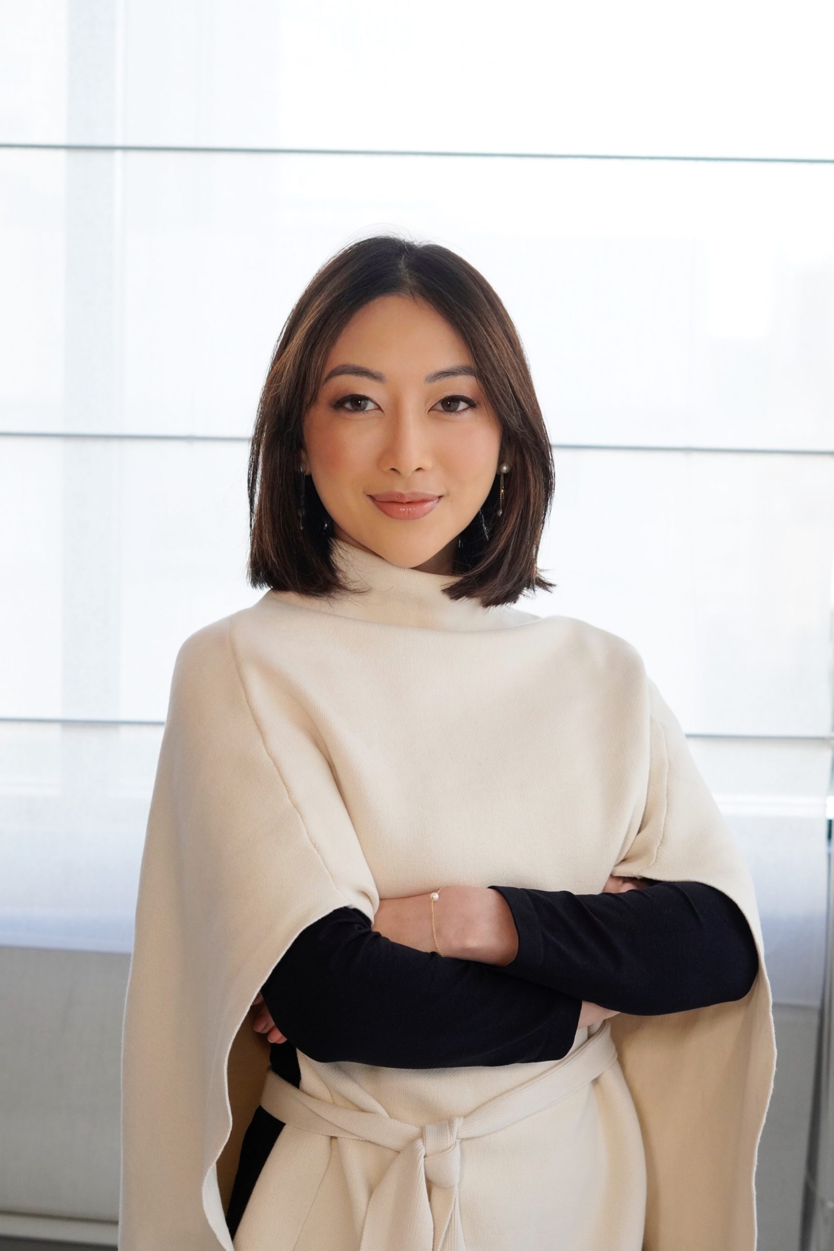 Dra. Karina Okita - Médica Dermatologista